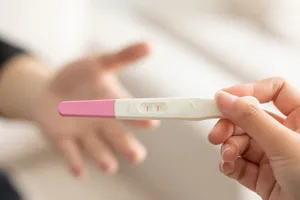 Mengenal Cara Kerja Test Pack Lebih Dalam: Apa yang Dideteksi?